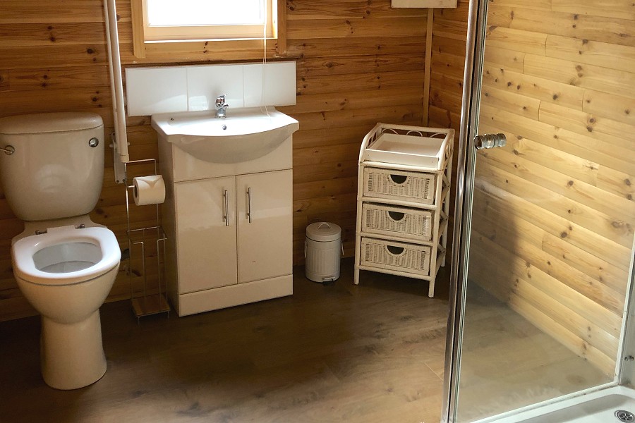 The Garden Rooms Bathroom