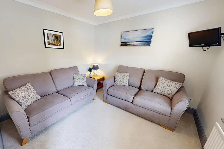 Ty Fynnon Cottage Lounge Area