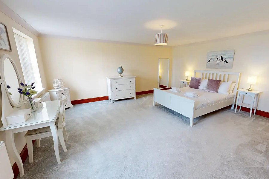 Willow Cottage Ground Floor Double Bedroom