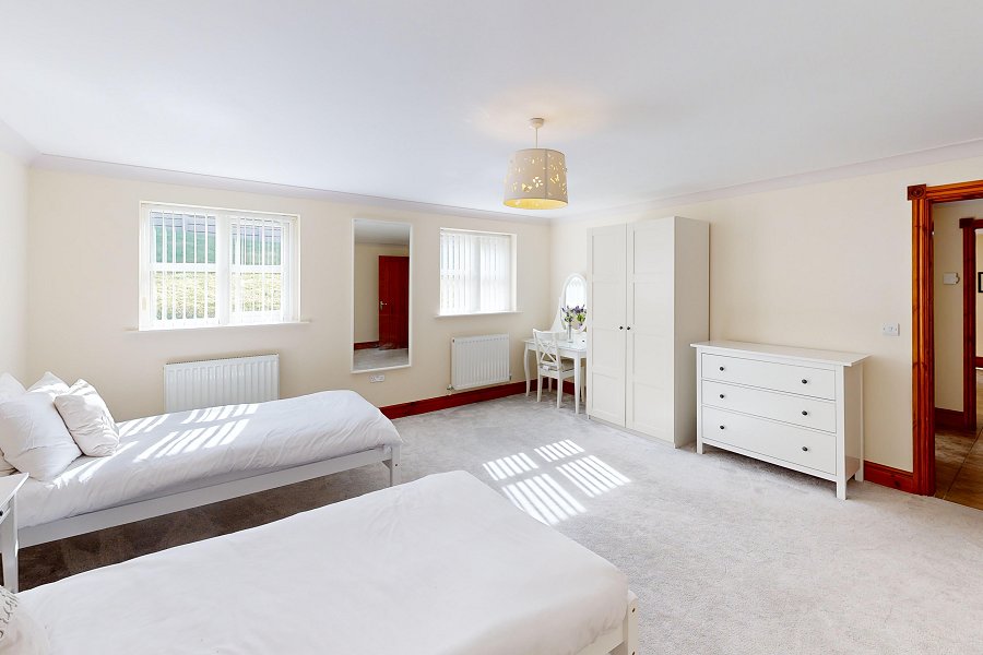 Willow Cottage Ground Floor Twin Bedroom