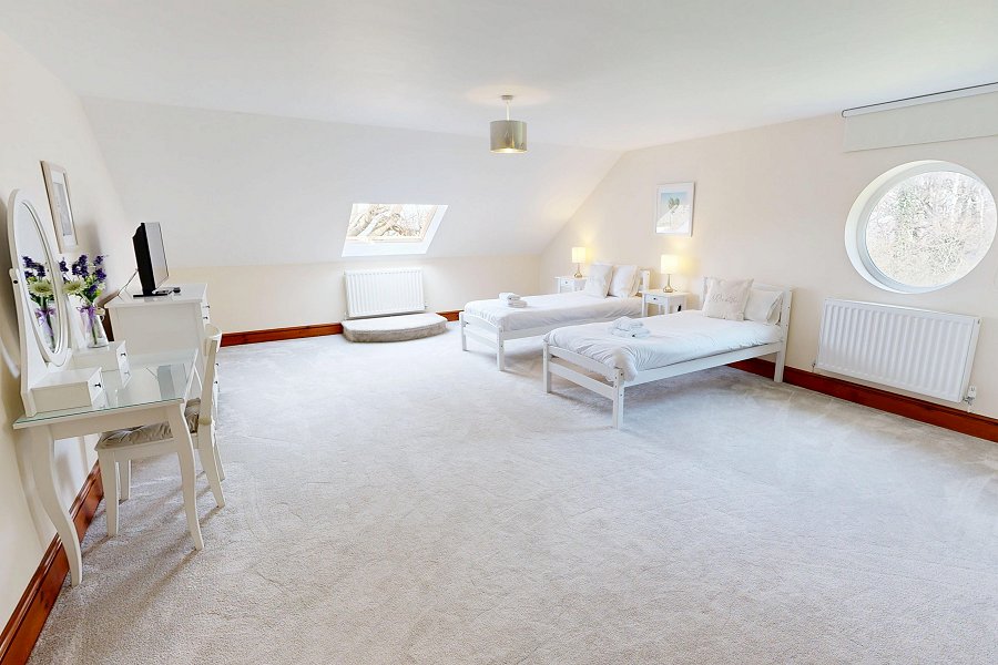 Willow Cottage First Floor Twin Bedroom