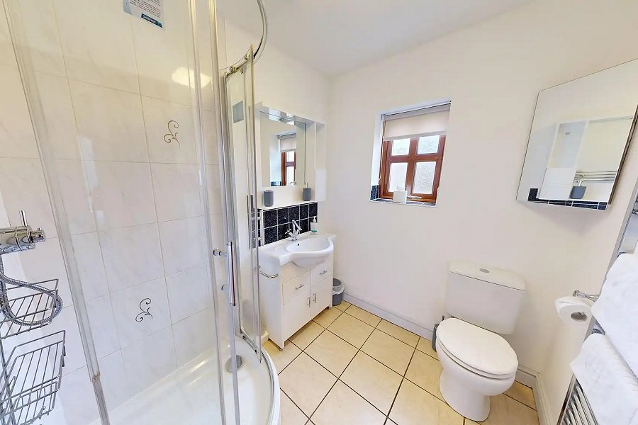 Ash Cottage Bathroom