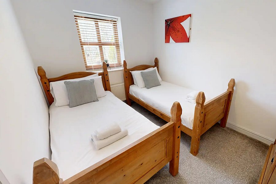 Ash Cottage Twin Bedroom