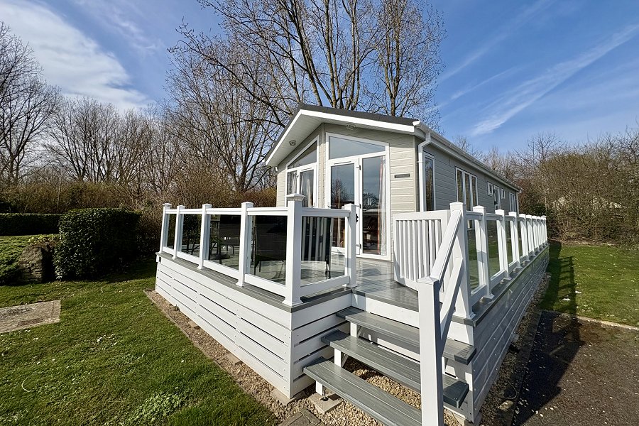 Hares Haven - holiday home in Cirencester