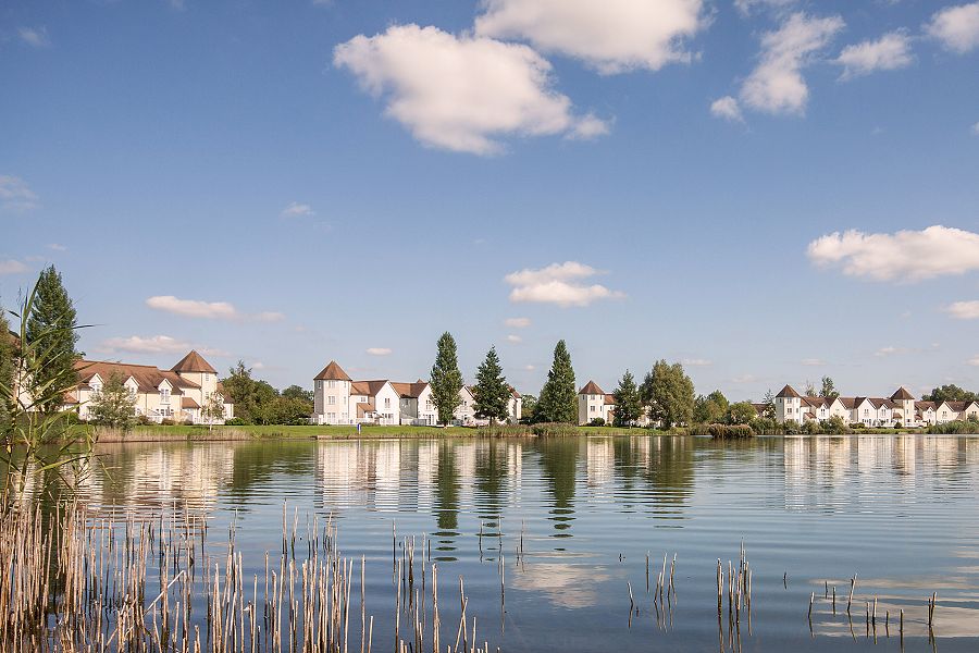 Cotswold Lakes Isis and Windrush Lakes