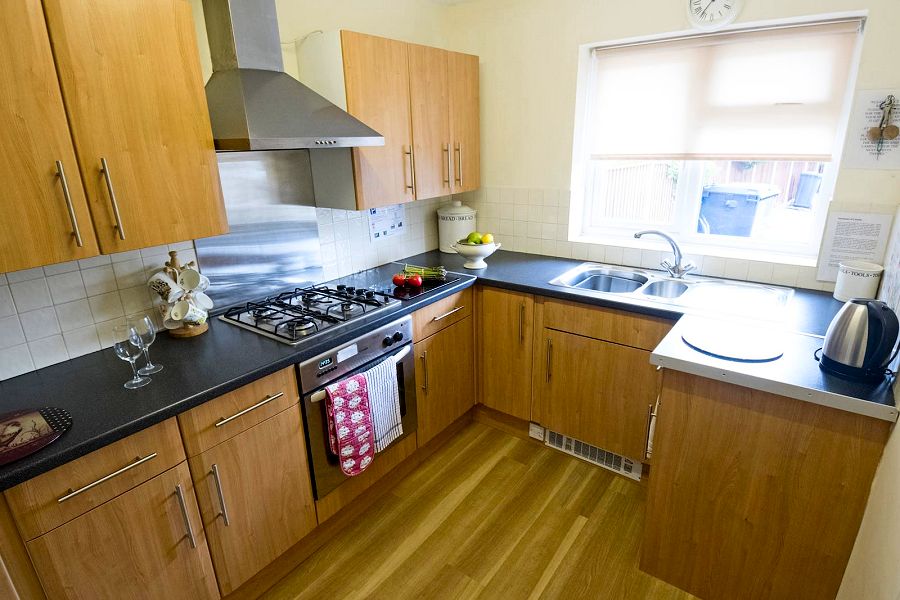 Kingfisher Lure Kitchen