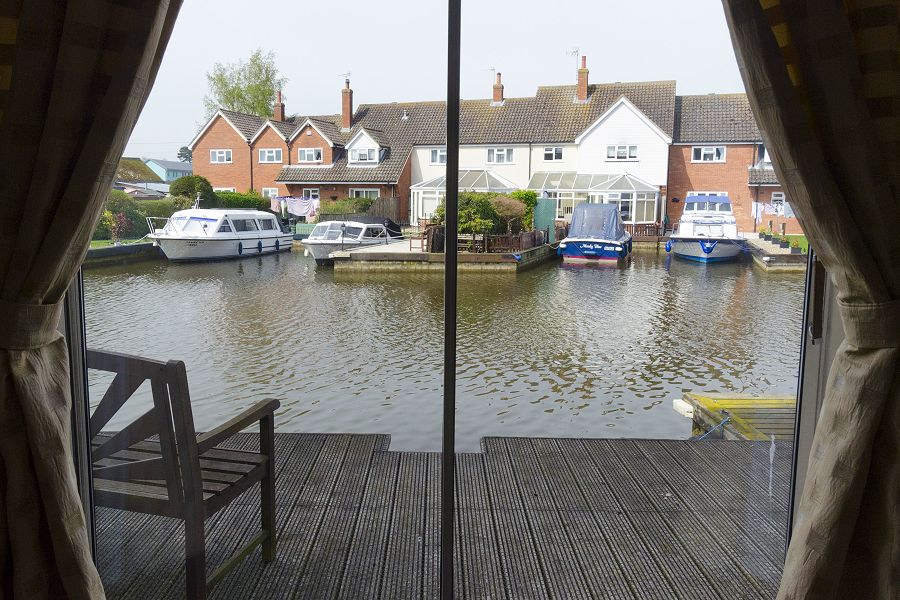 Kingfisher Lure Living Views, Wroxham