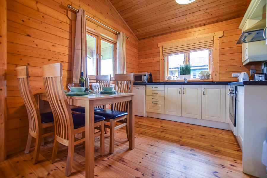 Lake Pochard 2 Bedroom Lodge Kitchen