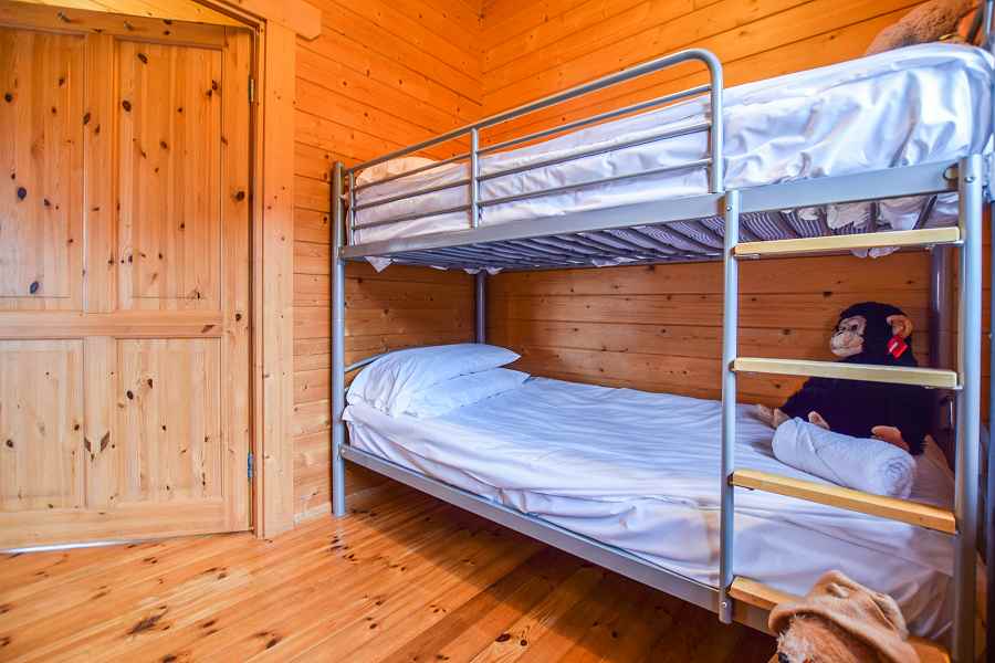 Lake Pochard 3 Bedroom Lodge Bunk Bedroom