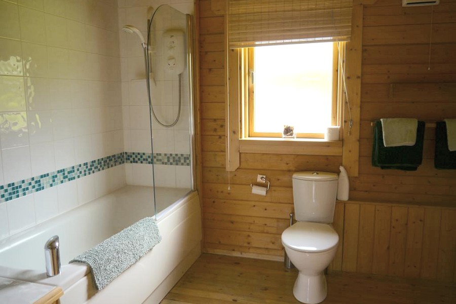 Lake Pochard Bathroom