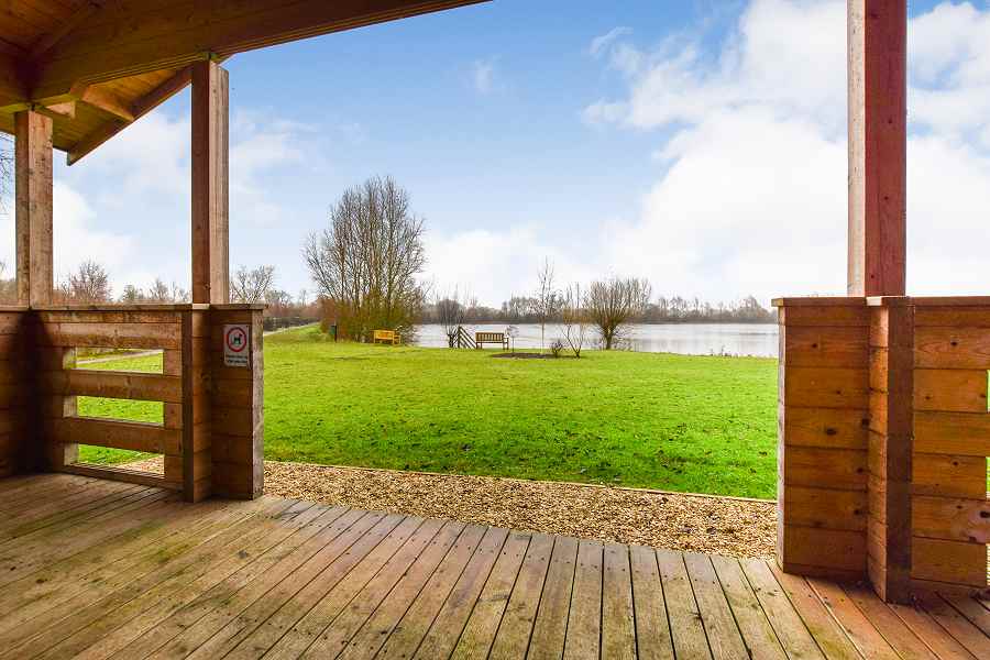 Lake Pochard 3 Bedroom Lodge Views