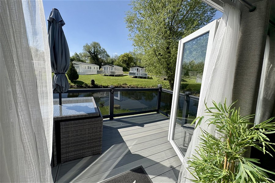 Lakewood Lodge Decking Area