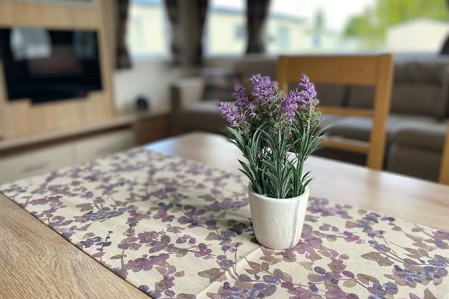 Lavender Lodge Dining