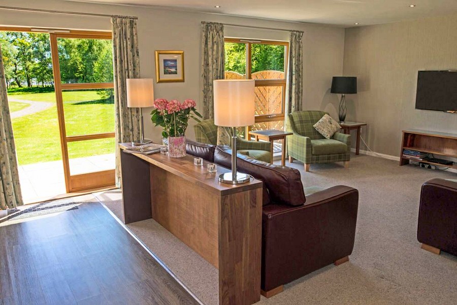 Waterfront Stewart Lodge Loch Lomond Scotland