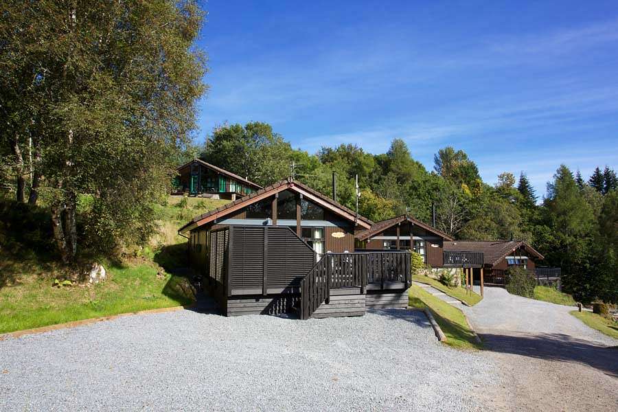 Ardeonaig Rocks Lodge Parking Alongside