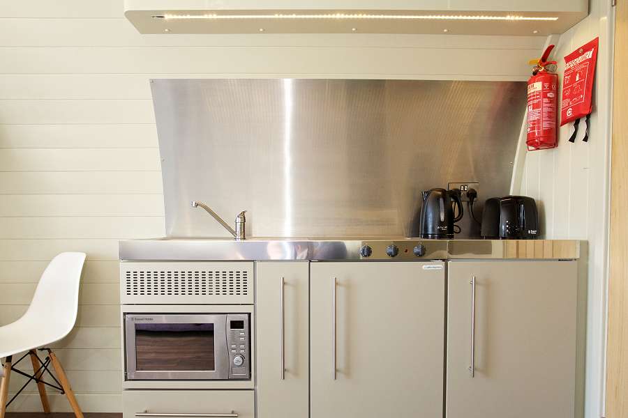 Loch Tay Hideout Eriskay Kitchen