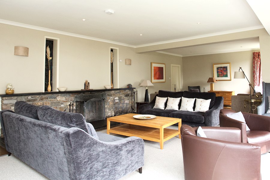 Loch Tay  House Lounge