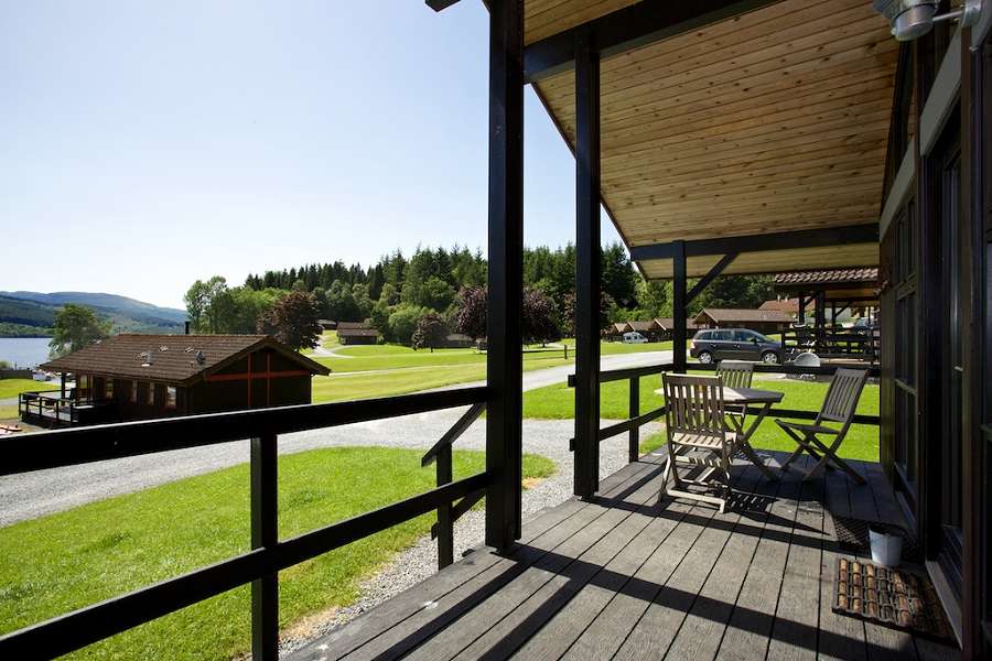 Acharn Rocks Lodge Deck