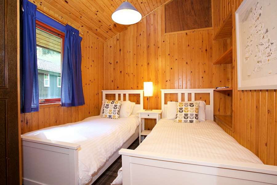 Redburn Lodge Twin Bedroom