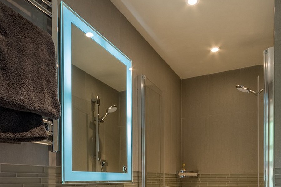 Waterfall Lodge Bathroom