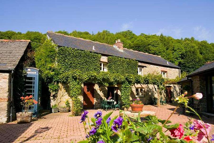 Malston Mill Dairy Cottage