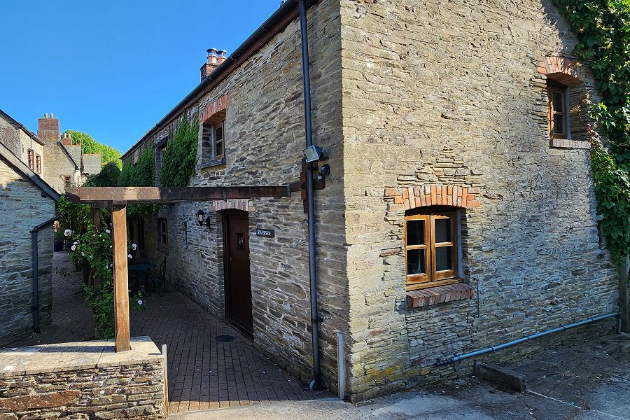 Malston Mill Riverside Cottage