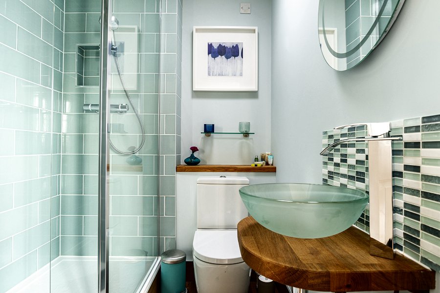 Moorhens' Rest Bathroom