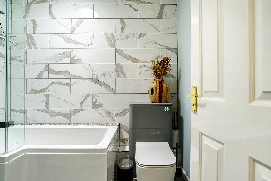 Moorhens' Rest Bathroom