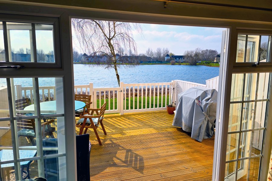 Moorhens' Rest Decking Area