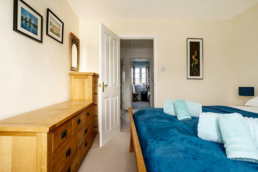 Moorhens' Rest Master Double Bedroom