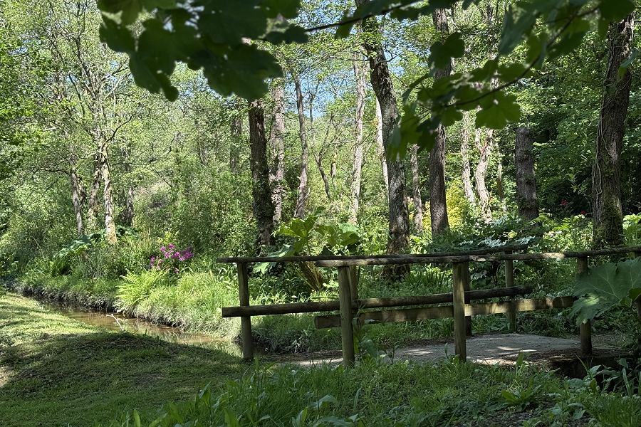 Anglers Roost External