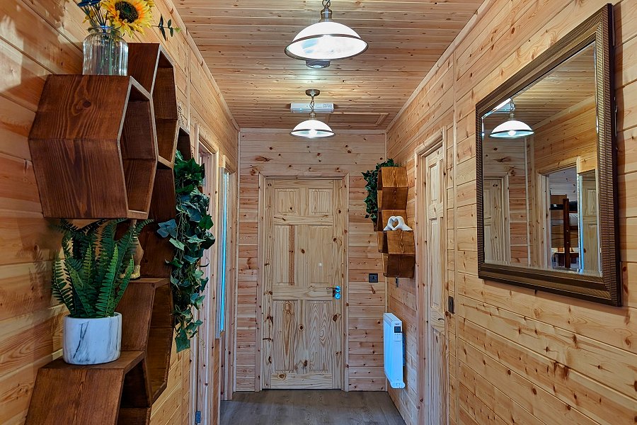 Ferry Lodge Hallway