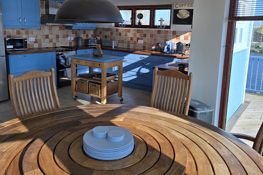 Flag House Dining Table