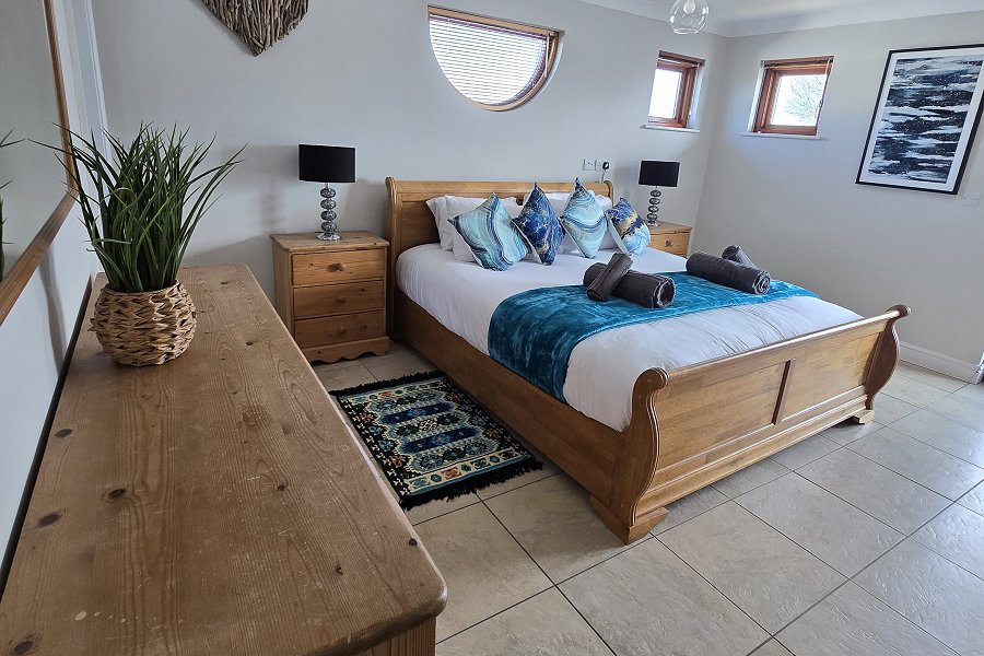 Flag House Master Double Bedroom