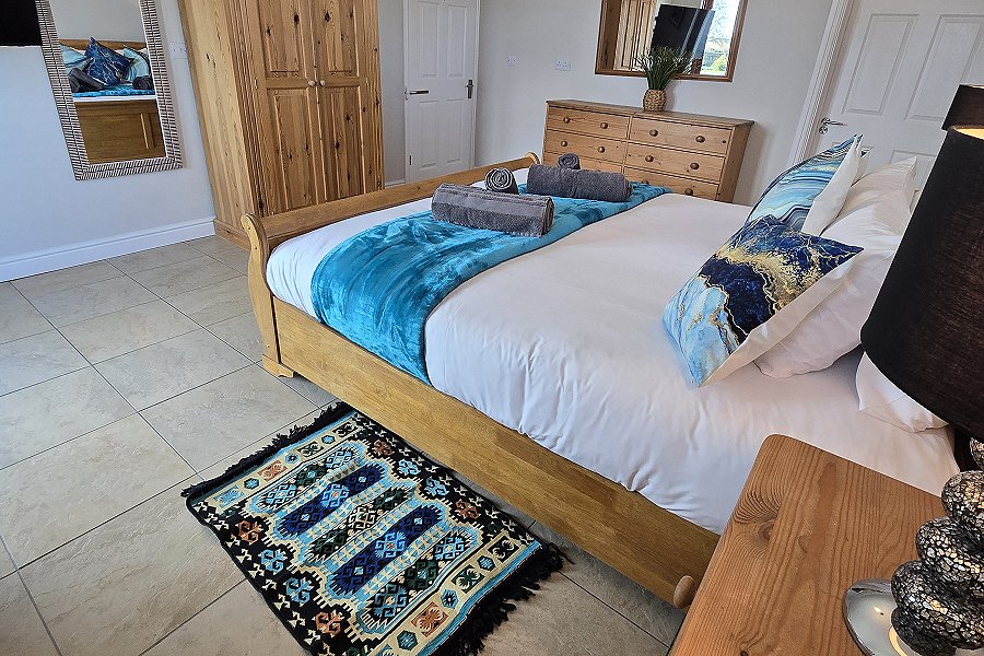 Flag House Master Double Bedroom