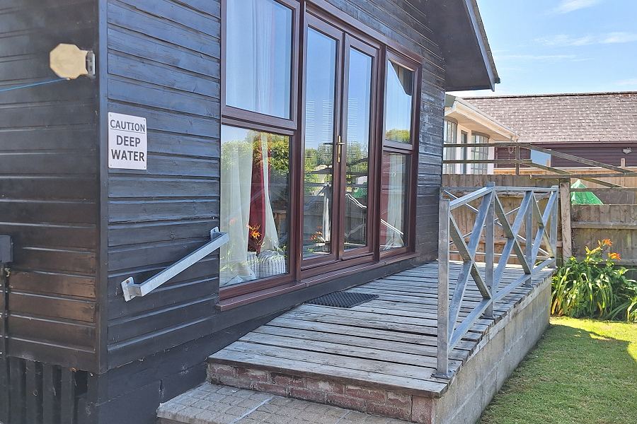 Yare View Lodge Exterior