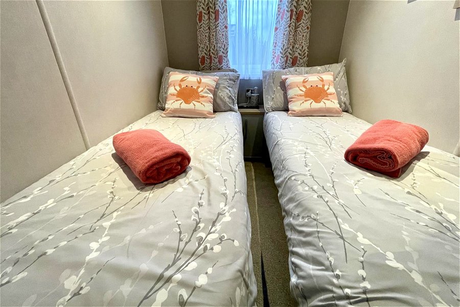 Norfolk Twin Bedroom
