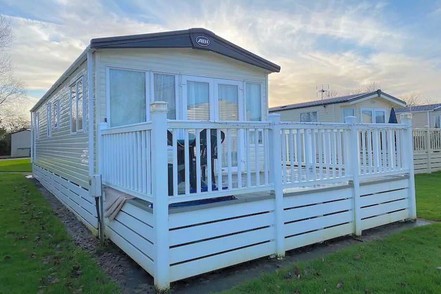 Paws Lodge Exterior