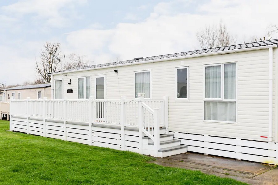 Paws Lodge Exterior