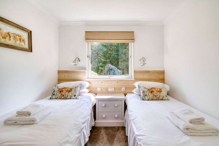 Gamekeeper Chalet Twin
