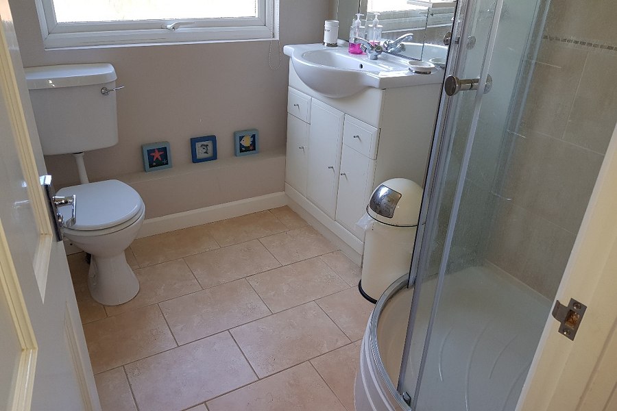 Rainbows End Bathroom