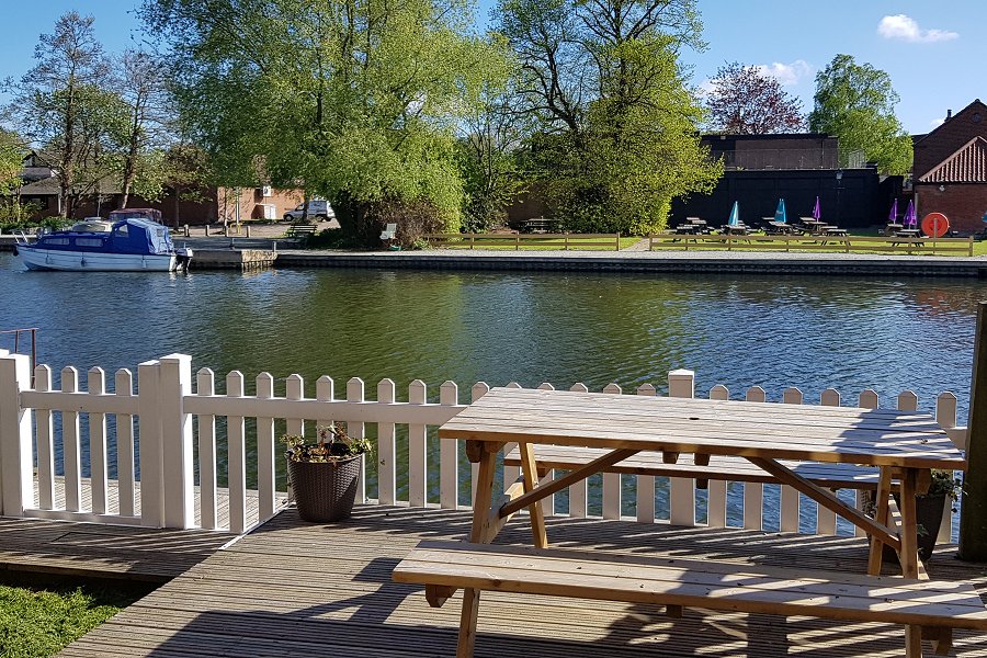 Riverside Cottage riverside decking