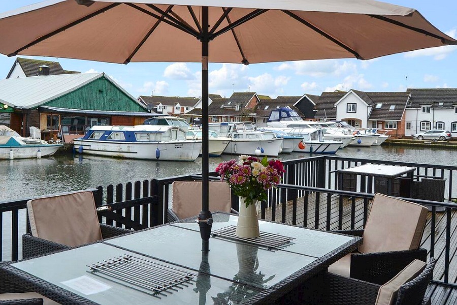 Rowans Cottage view across the marina