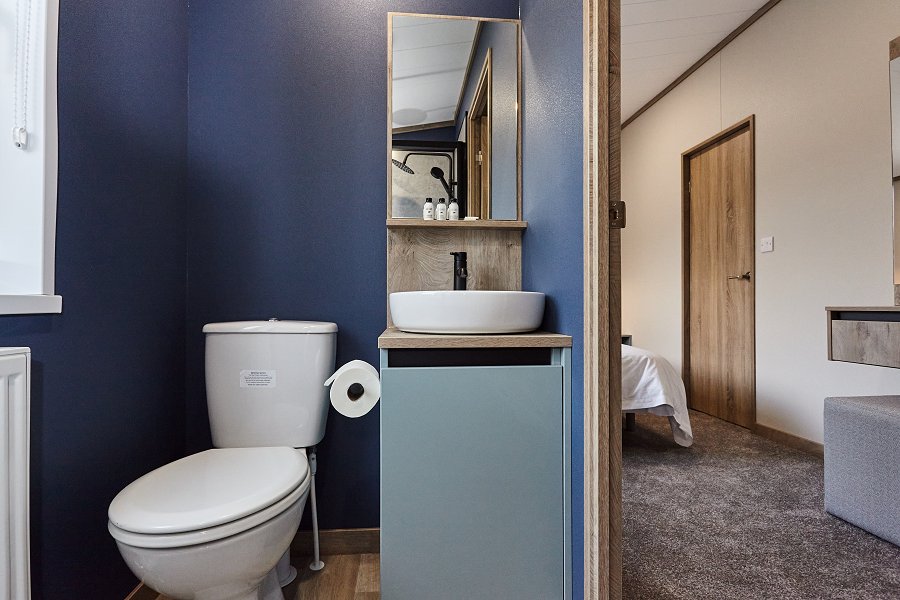 Ocean View Ensuite Bathroom