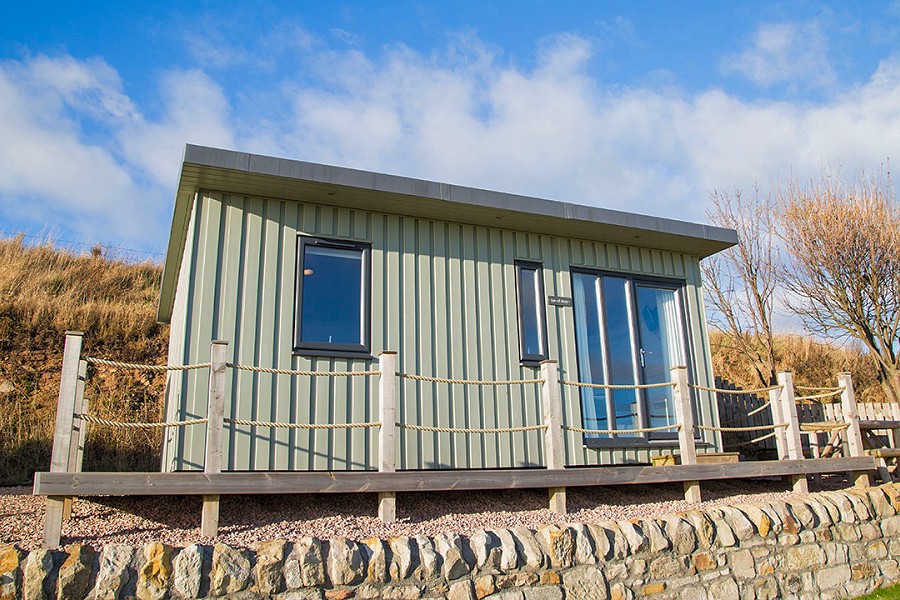 Sauchope Standard Beach Hut