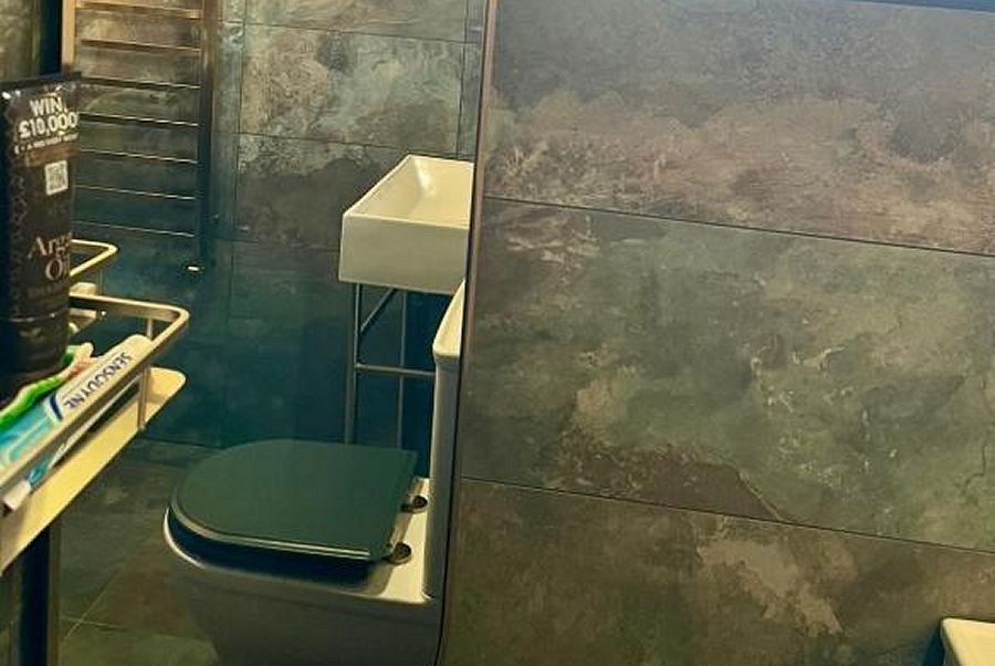 Solent Sea View Retreat Bathroom