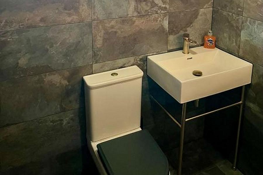 Solent Sea View Retreat Bathroom
