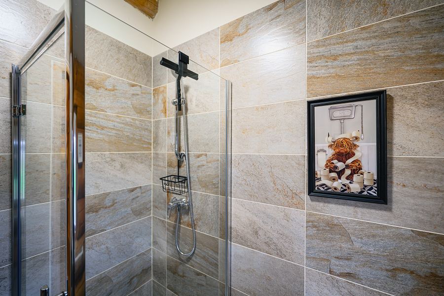 Spring Heath Lodge Bathroom