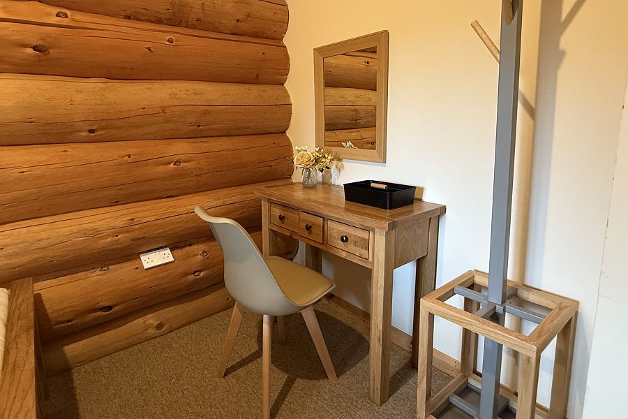 Spring Heath Lodge 2 Twin Bedroom