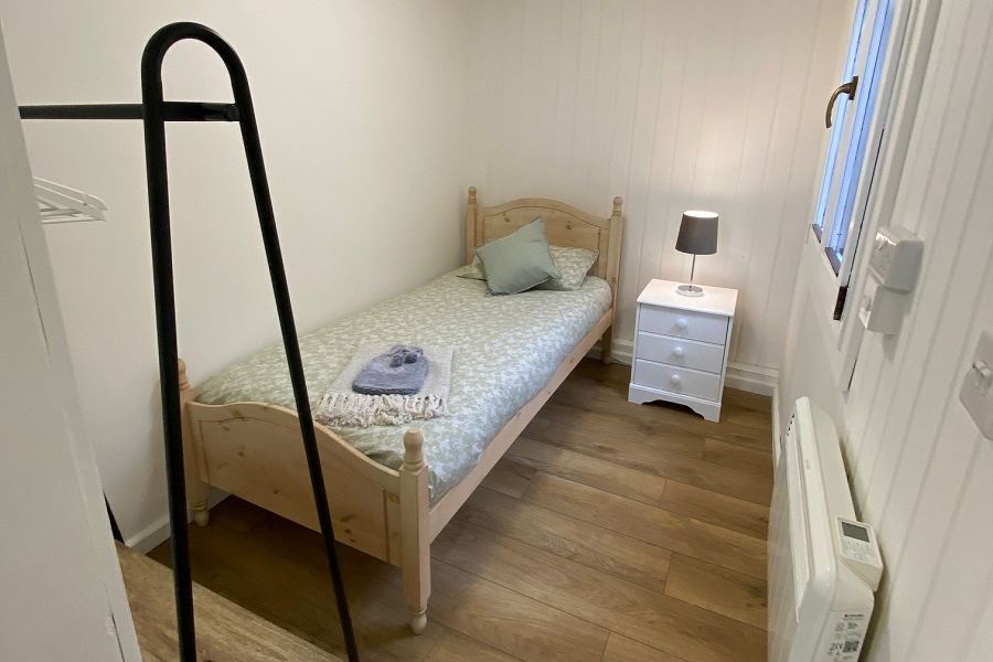 Springwood Lakeview Lodge 2 Single